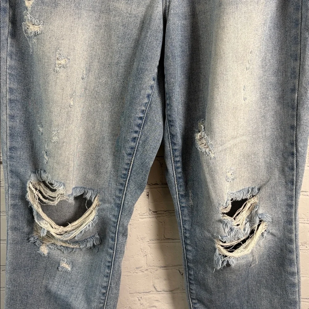 JUDY BLUE High Rise Slim Straight Leg Destroyed Jeans JB82391size 11/30 - Picture 6 of 11